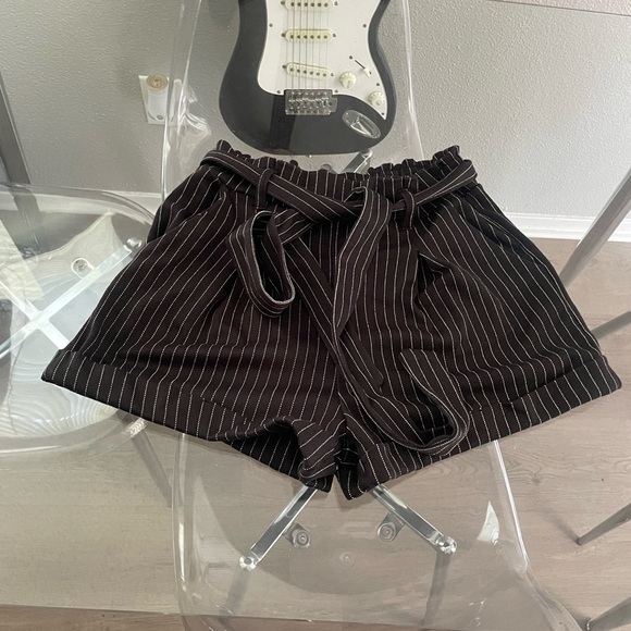 Pants - High Waist Black and White Striped Shorts